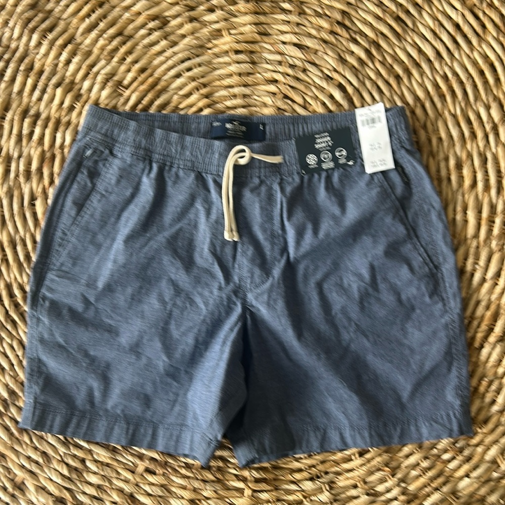 Hollister men’s large jogger shorts, 5 inch new with tags